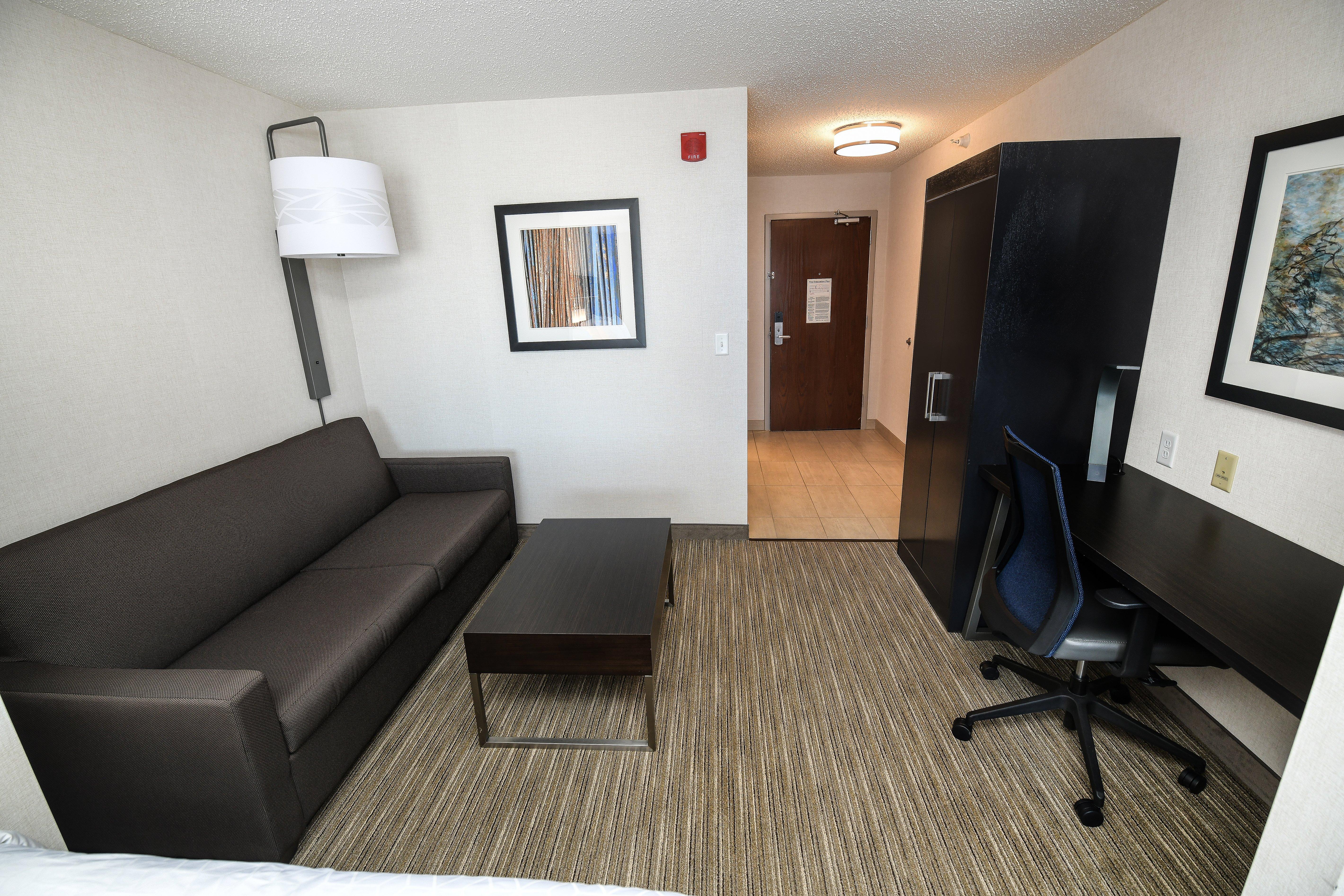 Holiday Inn Express Hotel & Suites Grand Forks By Ihg Kültér fotó