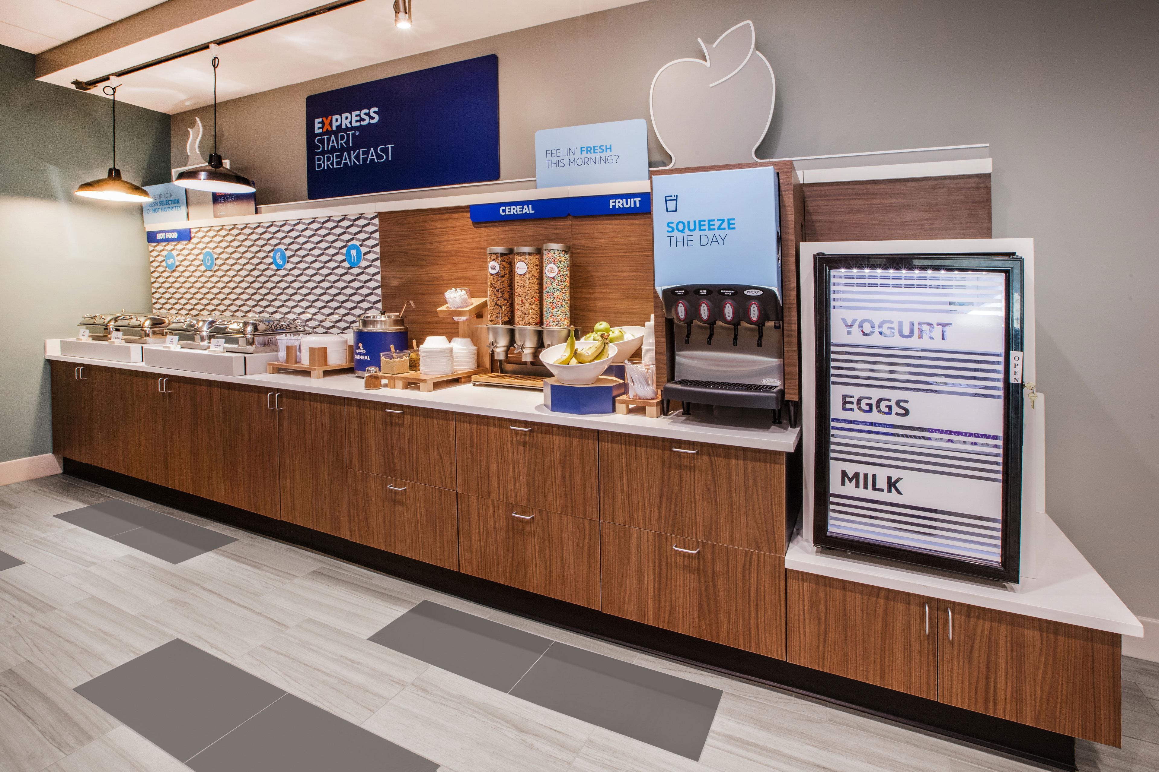 Holiday Inn Express Hotel & Suites Grand Forks By Ihg Kültér fotó