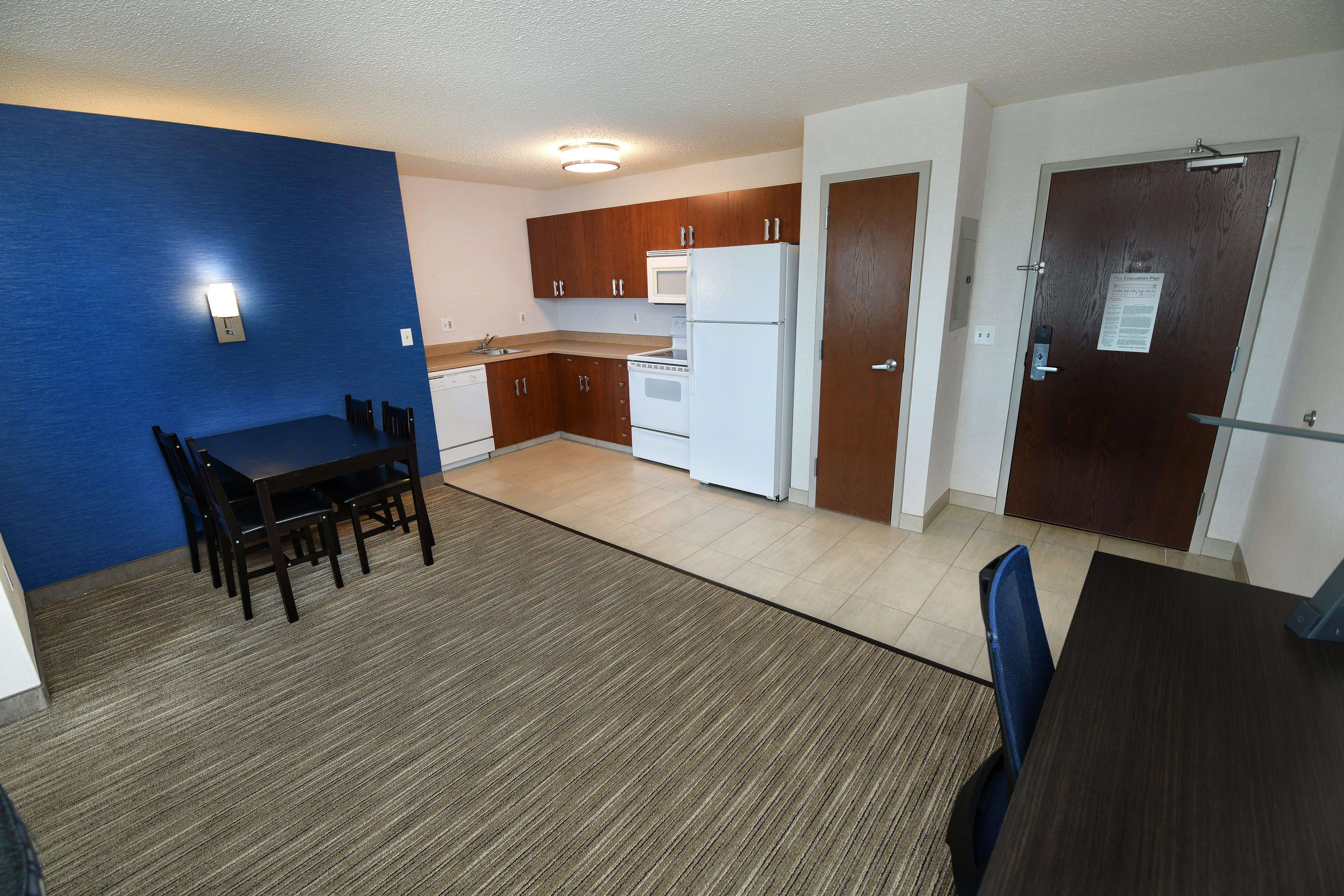 Holiday Inn Express Hotel & Suites Grand Forks By Ihg Kültér fotó