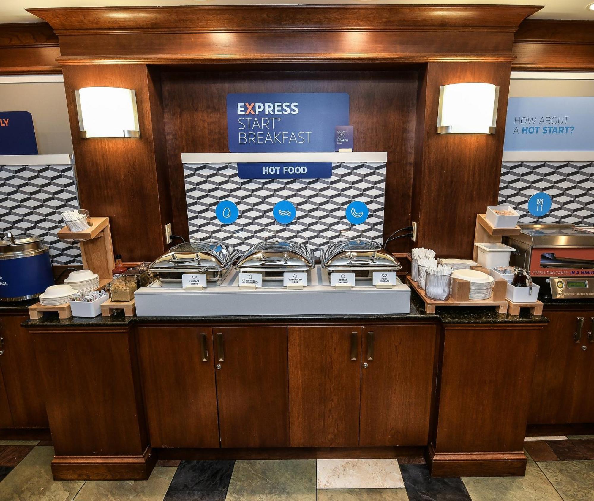 Holiday Inn Express Hotel & Suites Grand Forks By Ihg Kültér fotó